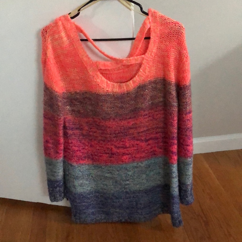 LA Hearts Oversized Sweater w/ cutout back - Picture 2 of 6